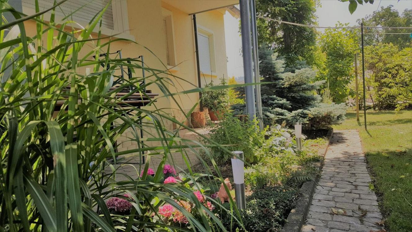 Ferienwohnung Miezerle Steisslingen ภายนอก รูปภาพ
